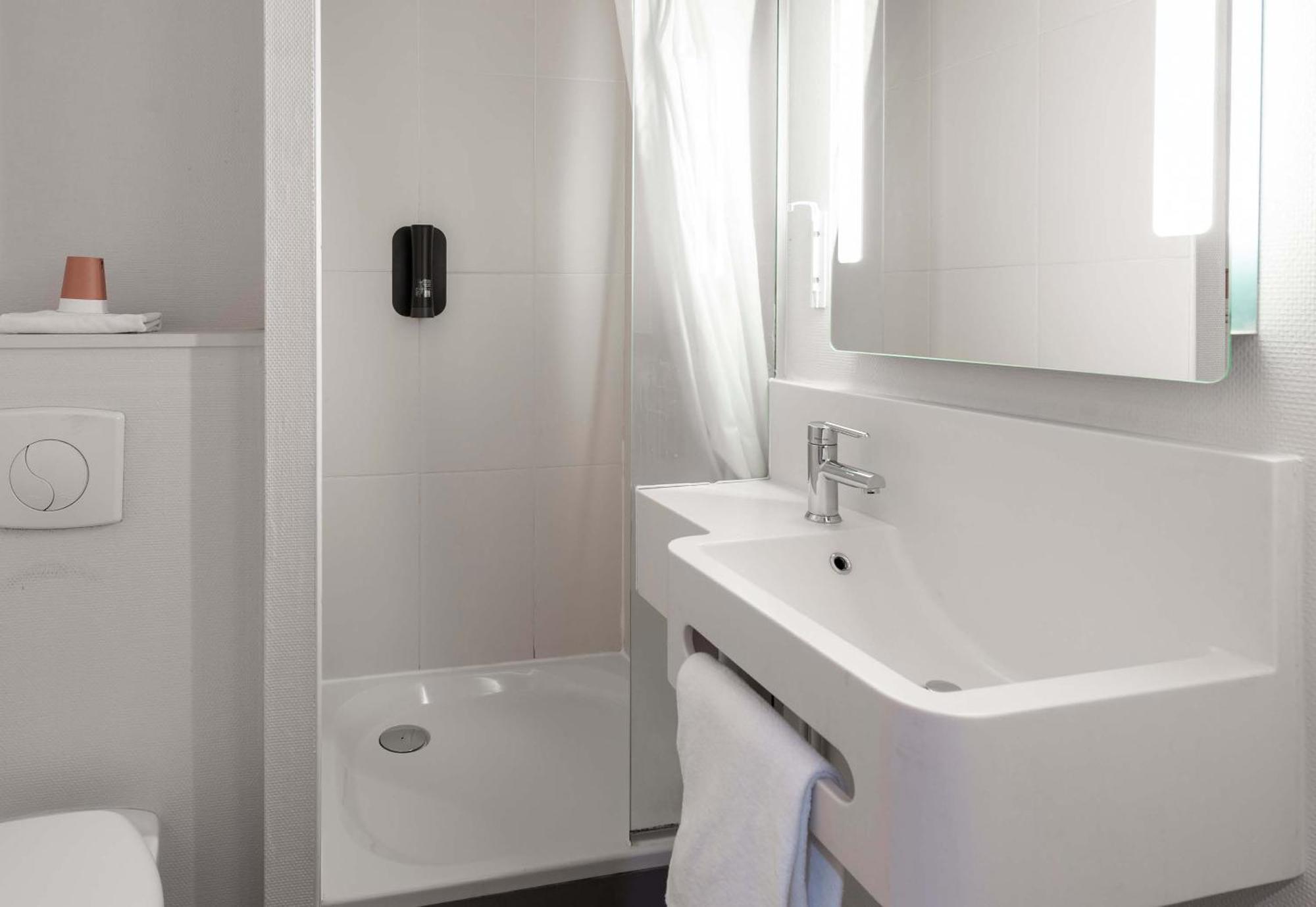 B&B Hotel Toulouse Basso Cambo Exterior photo